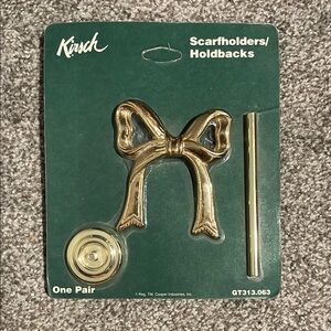 Holdbacks with Ornate Bow Design